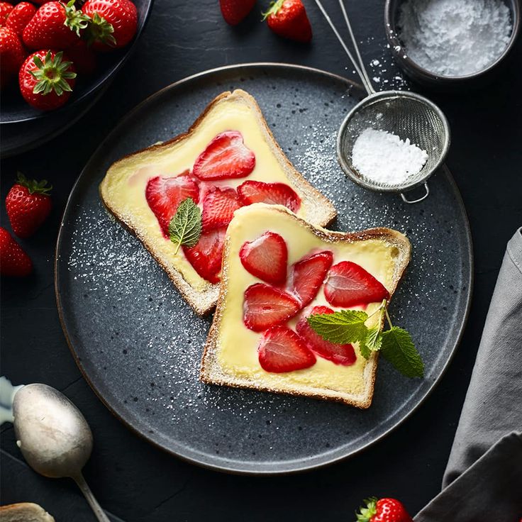 🥞✨ Cheesecake Toast Saludable: ¡el desayuno que parece postre! 🍓💖